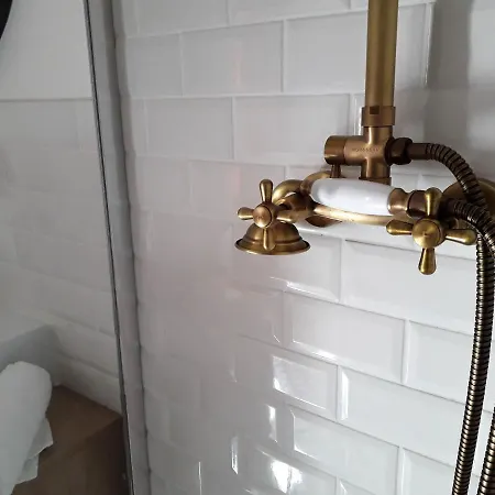 Bed & Breakfast Les Hauts De Malirat