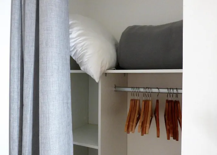 Les Hauts De Malirat فندق مبيت وإفطار