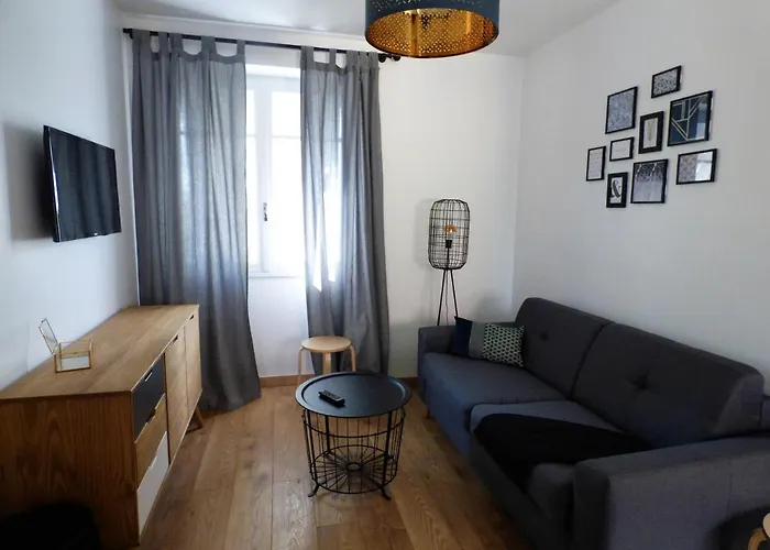 Les Hauts De Malirat فندق مبيت وإفطار Capdenac-Gare