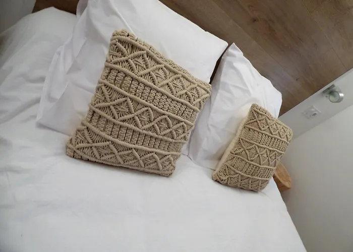 فندق مبيت وإفطار Les Hauts De Malirat 3*