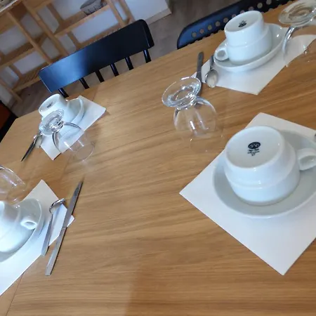 Bed & Breakfast Les Hauts De Malirat 2*