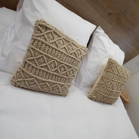 Bed & Breakfast Les Hauts De Malirat 2*