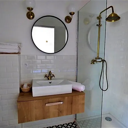 Bed & Breakfast Les Hauts De Malirat 3*